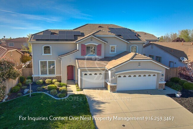 Building Photo - Fantastic - one of a kind 5 bdrm 4 bth home with pool