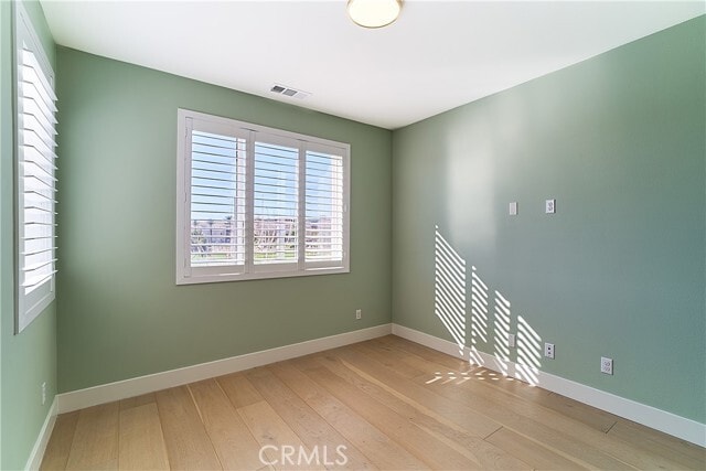 Building Photo - 6 Transport