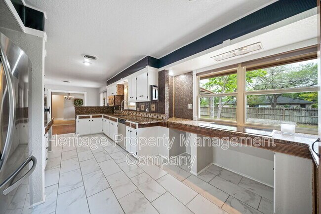 Building Photo - 434 Winfield Blvd