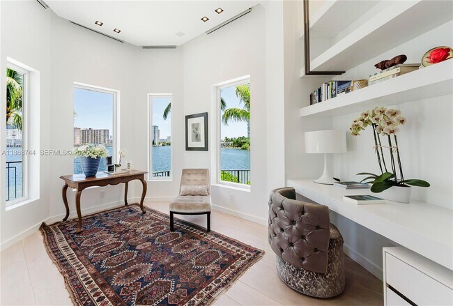 Building Photo - 3916 Island Estates Dr