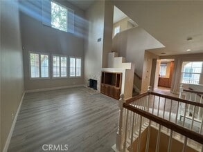 Building Photo - 30 Perennial