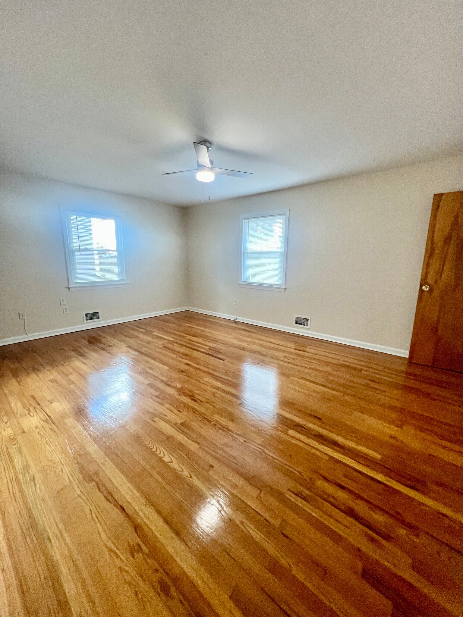 Building Photo - 1575 Lenox Pl