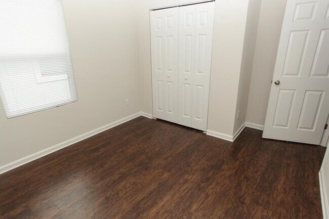 Building Photo - 8207 Highfield Ave