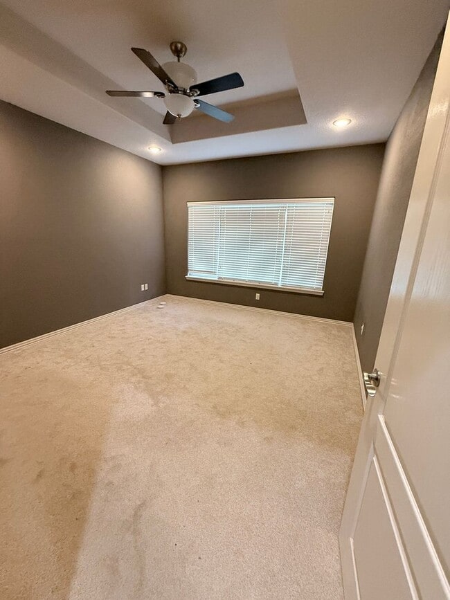 Building Photo - 6314 Ironwood Ln