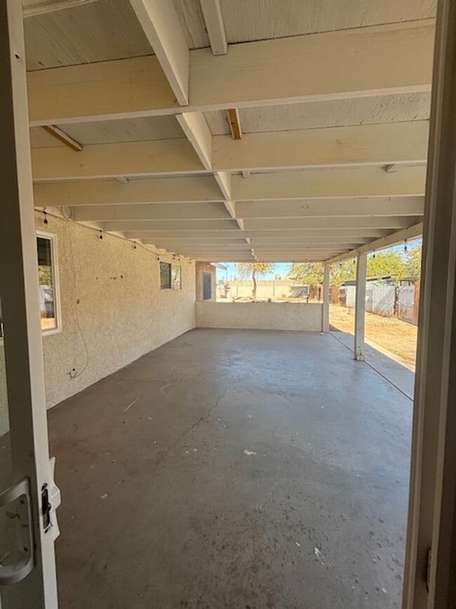 Building Photo - Spacious 3-Bedroom, 2-Bath Home with Modern Upgrades