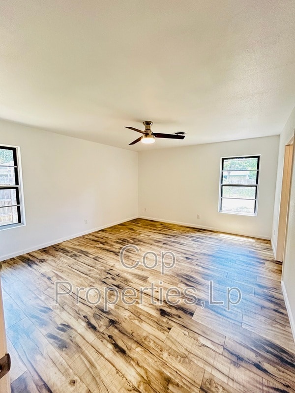 Building Photo - 129 Beechwood Ave