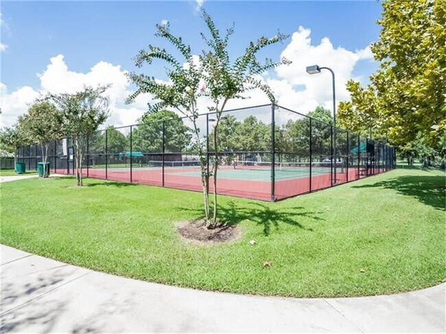 Building Photo - 17607 W Copper Lakes Dr