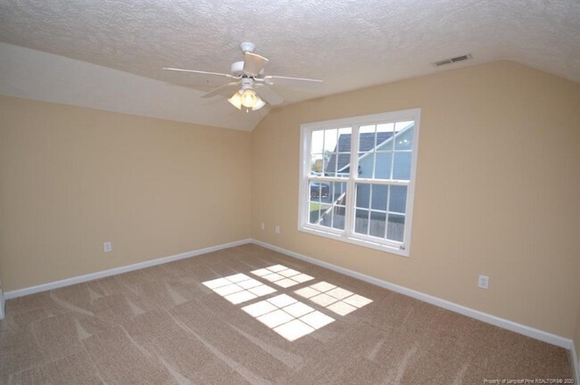 Building Photo - 361 Americana Dr