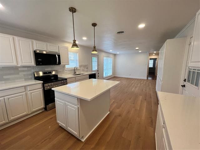 Building Photo - 2406 Ridgecrest Dr