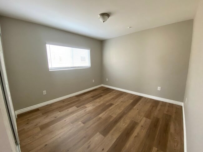 Building Photo - 135 Olive Street, Unit C