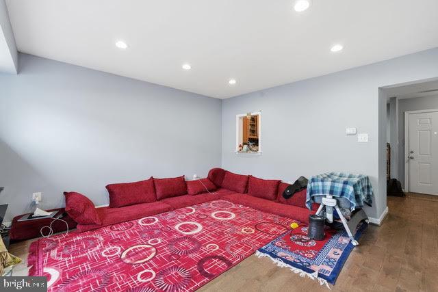 Building Photo - 87 Sudbury Square