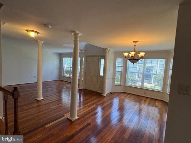 Building Photo - 1041 Greenes Way Cir