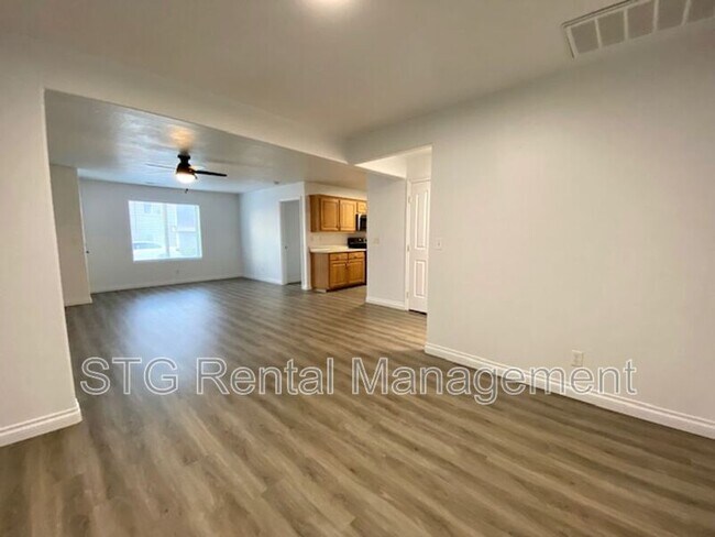 Building Photo - 766 N 2720 E