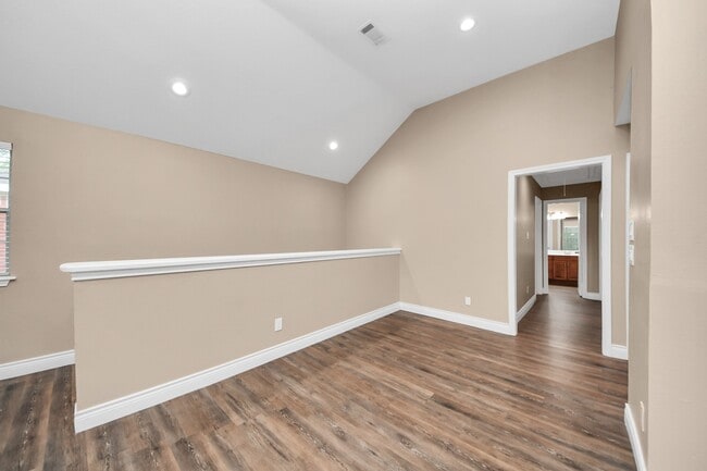 Building Photo - 1163 Lovett St