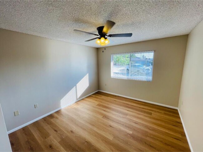 Building Photo - 678 Monterey Pl