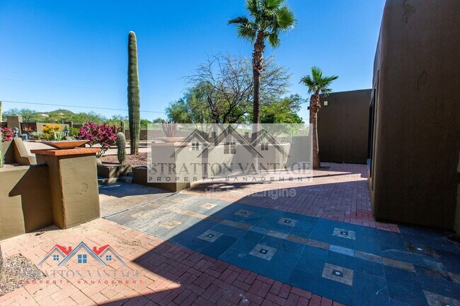 Building Photo - 39614 N 7th St