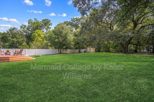 Building Photo - 905 McTeer Cir