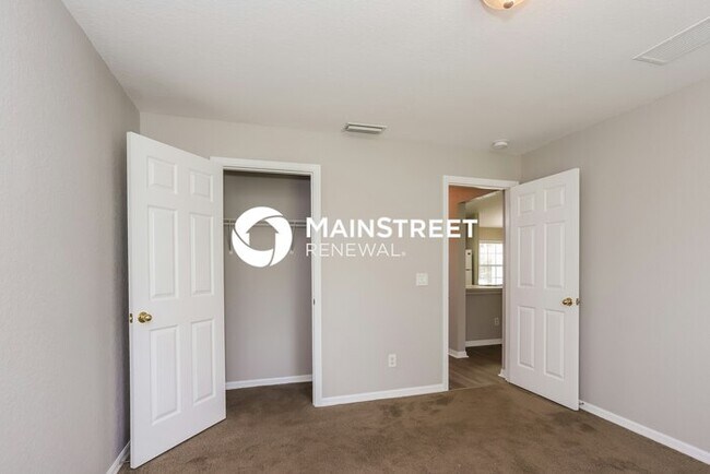 Building Photo - 3 Bedroom Pet-Friendly Home in North Port,...