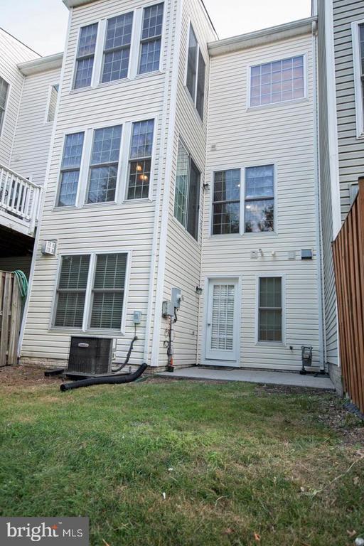 Building Photo - 2444 Terra Cotta Cir