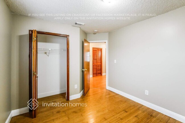 Building Photo - 15400 SW 59th St
