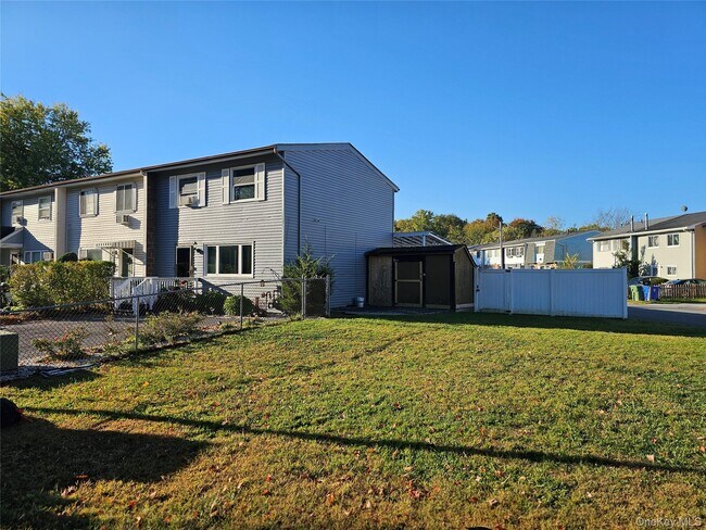Building Photo - 35 N Aspen Rd