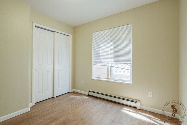 Building Photo - 519-518 29 3/8 Rd