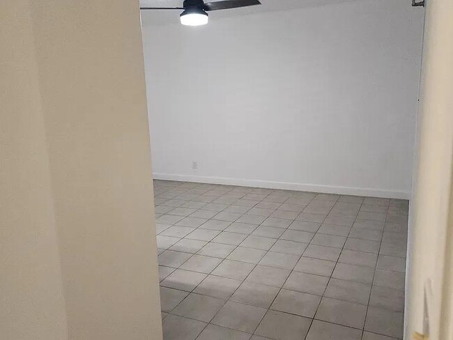 Building Photo - 5383 Manauwea St