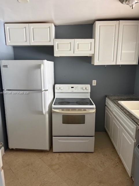 Building Photo - 488 NW 165th St