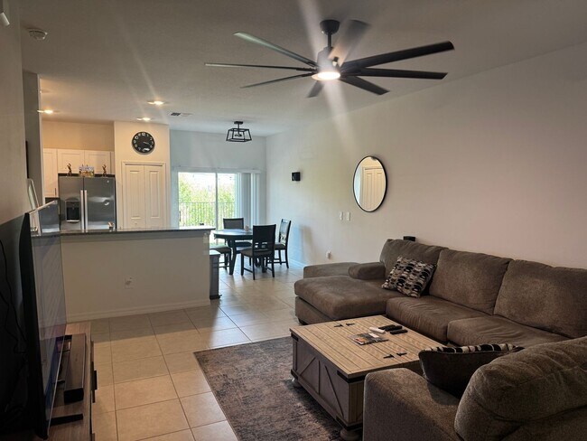 Building Photo - 32067 Spiceberry St