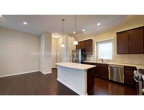 Building Photo - 42 Charter Cir