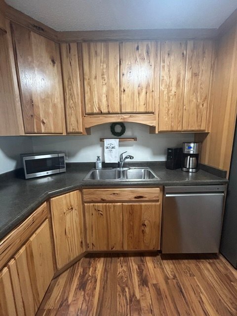 Building Photo - 1128 Buccaneer Dr