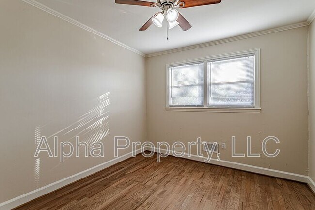 Building Photo - 101 Gary Ave