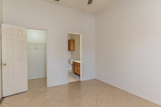 Building Photo - 77 Santa Isabel Blvd