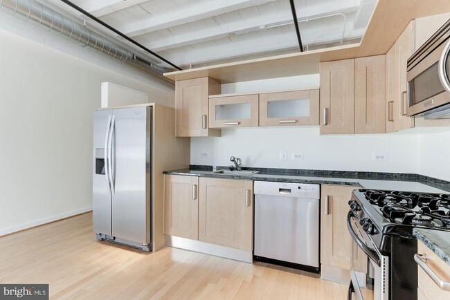 Building Photo - 1401 Church St NW