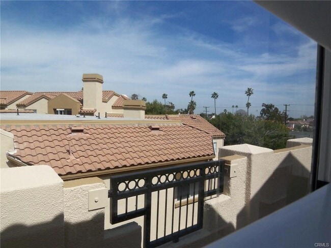 Building Photo - 16726 Algonquin St