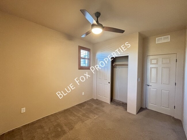 Building Photo - 4688 N Belgravia Rd