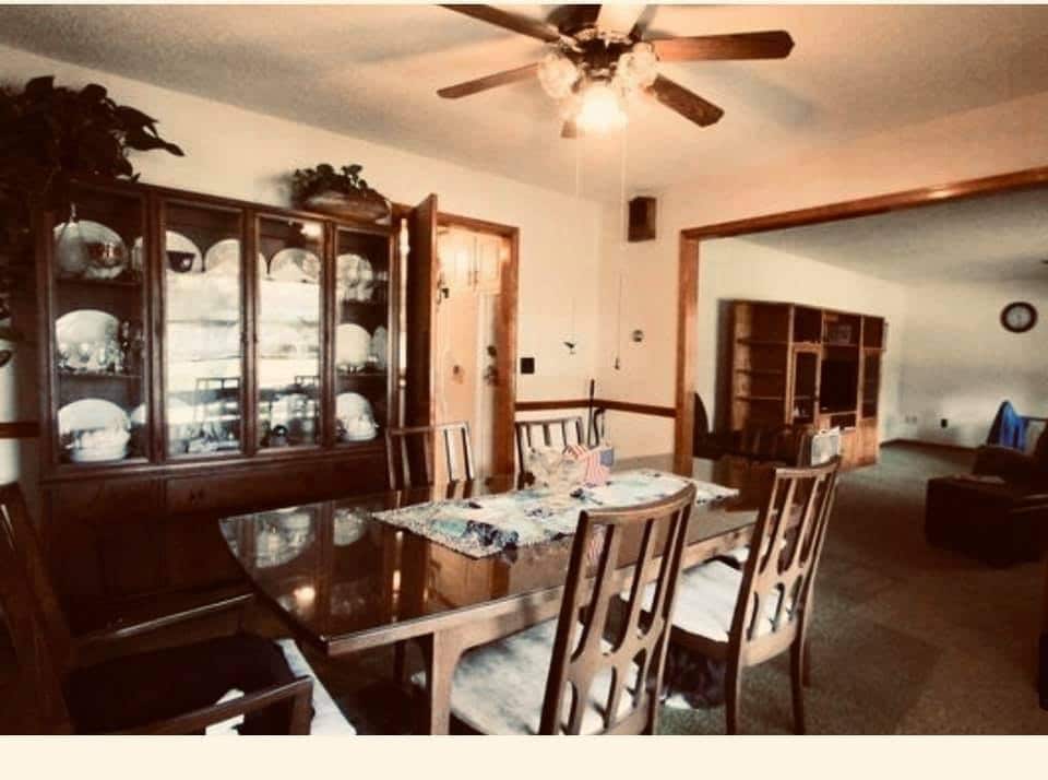 Building Photo - 122 Collins Ave