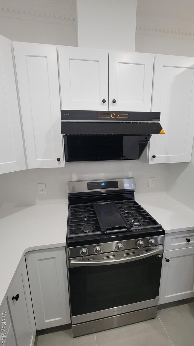 Building Photo - 60-24 Wetherole St