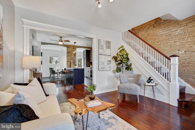 Primary Photo - 5232 5th St NW
