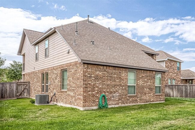 Building Photo - 16110 Swift Fox Ct