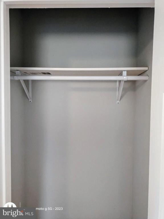 Building Photo - 1224 Clover Ln