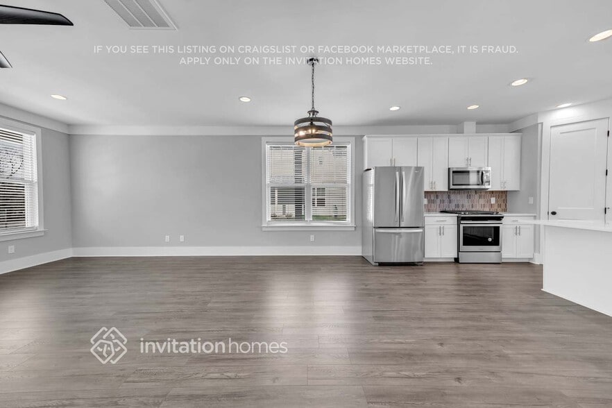 Building Photo - 1206 49th Ave N