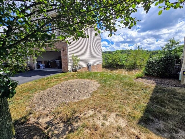 Building Photo - 809 Fairgate Drive