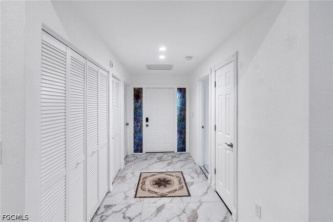 Building Photo - 6511 Royal Woods Dr