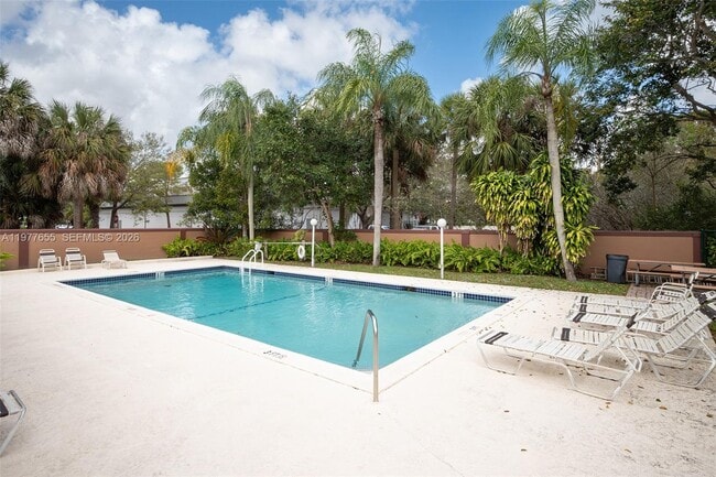 Building Photo - 8600 NW 34th Pl