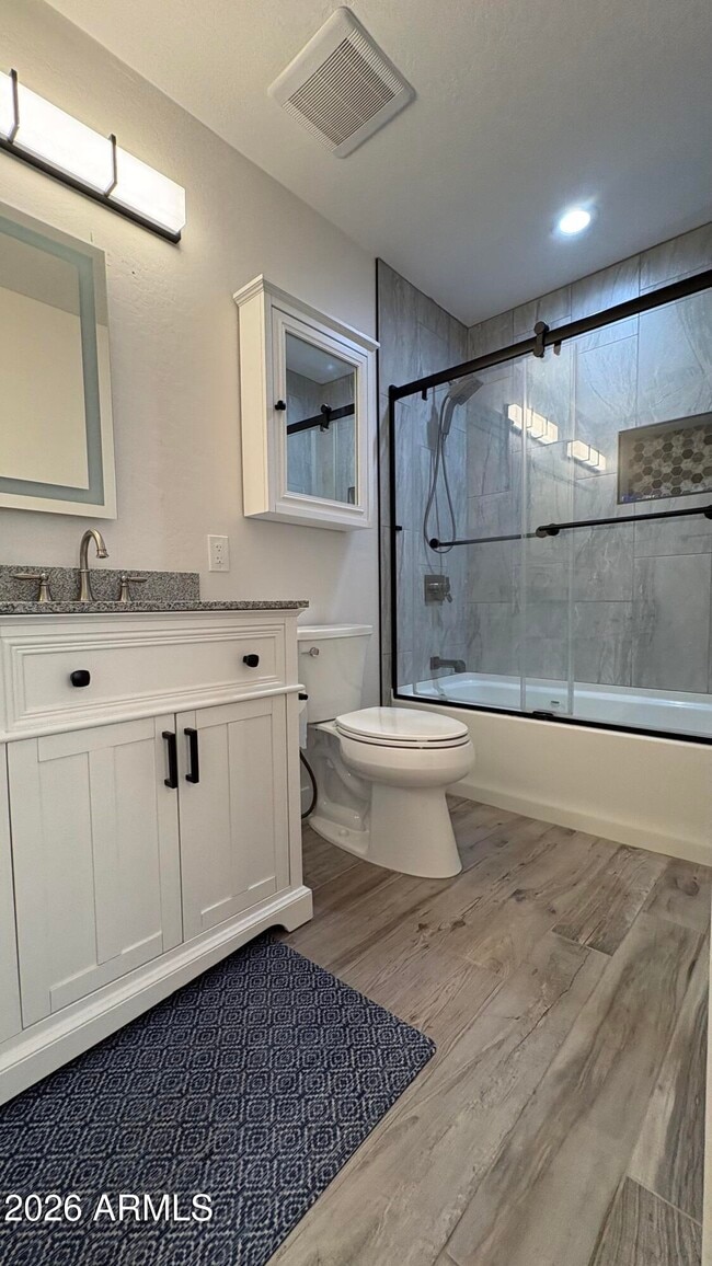 Building Photo - 4422 W Greenway Rd