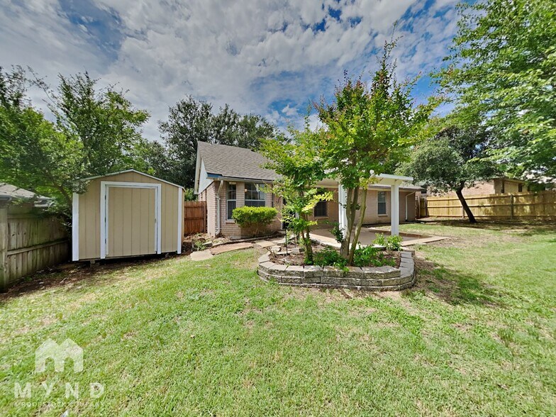 Building Photo - 106 Boardwalk St