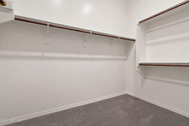 Building Photo - 20531 W Mariposa St