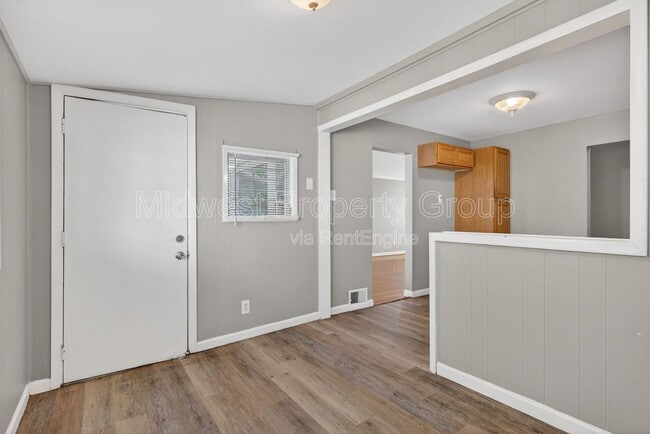 Building Photo - 1223 Rapid Dr