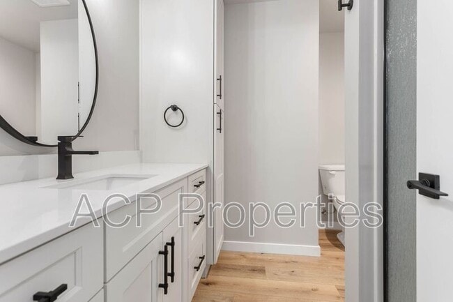 Building Photo - 2205 DeJong Dr